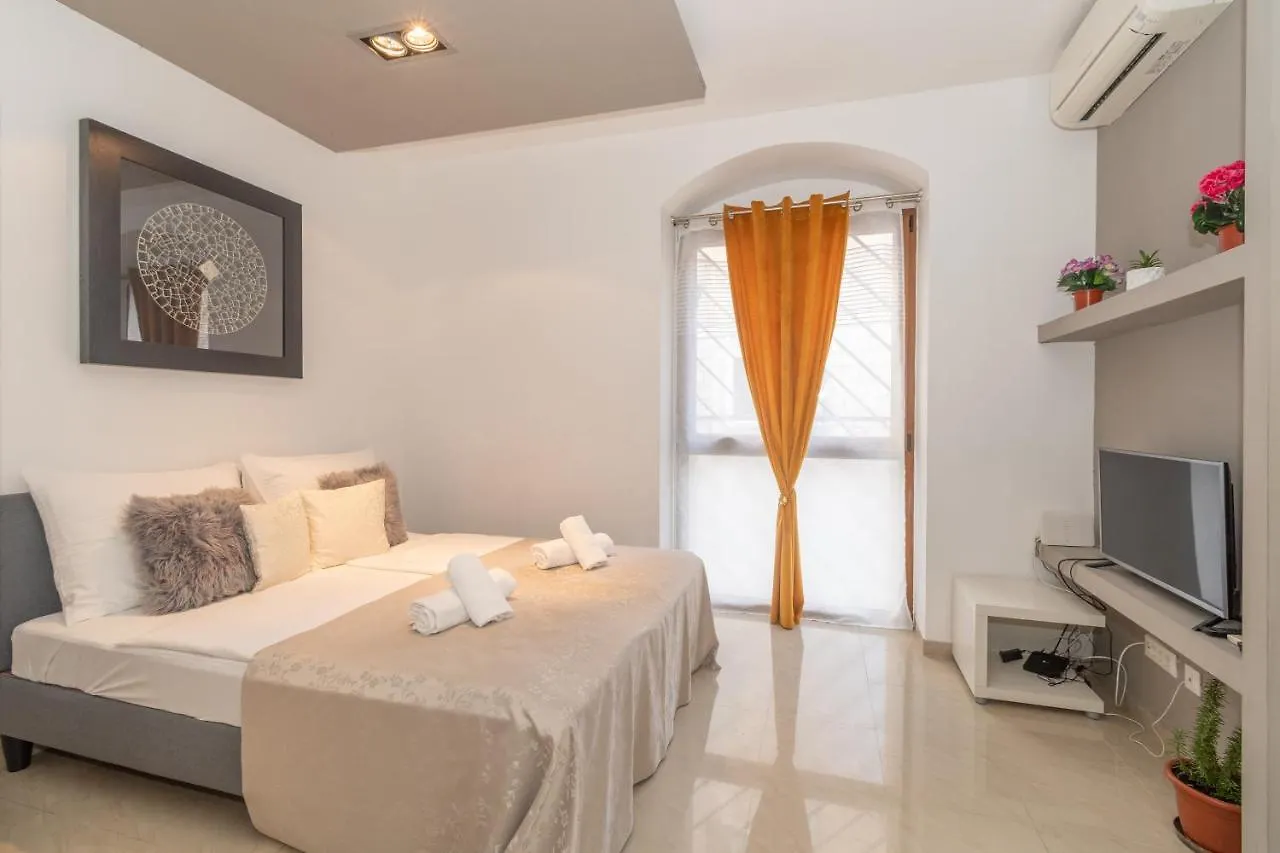 Rony Studio Apartment Split