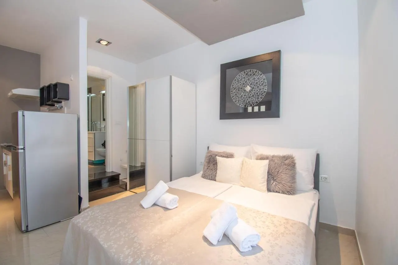 Rony Studio Apartment Split